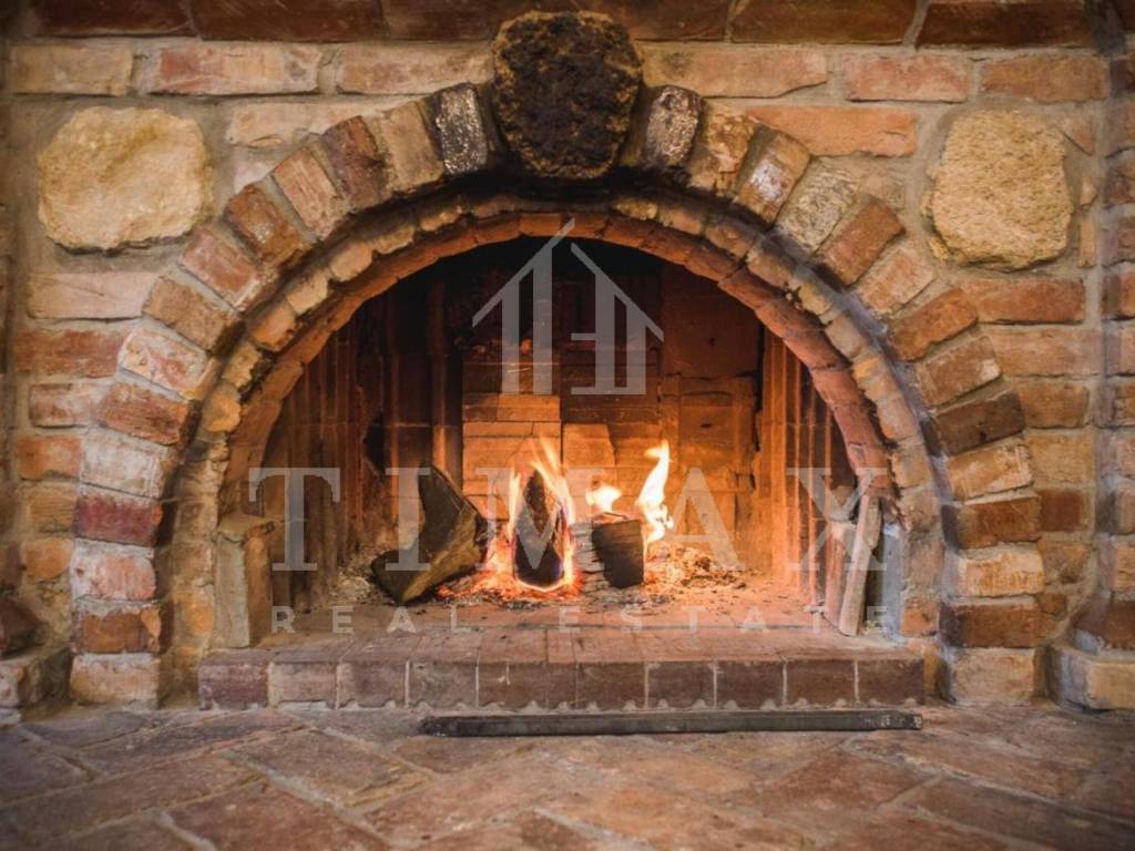 Stambeno poslovni objekt, Prodaja, Knezevi vinogradi, Karanac