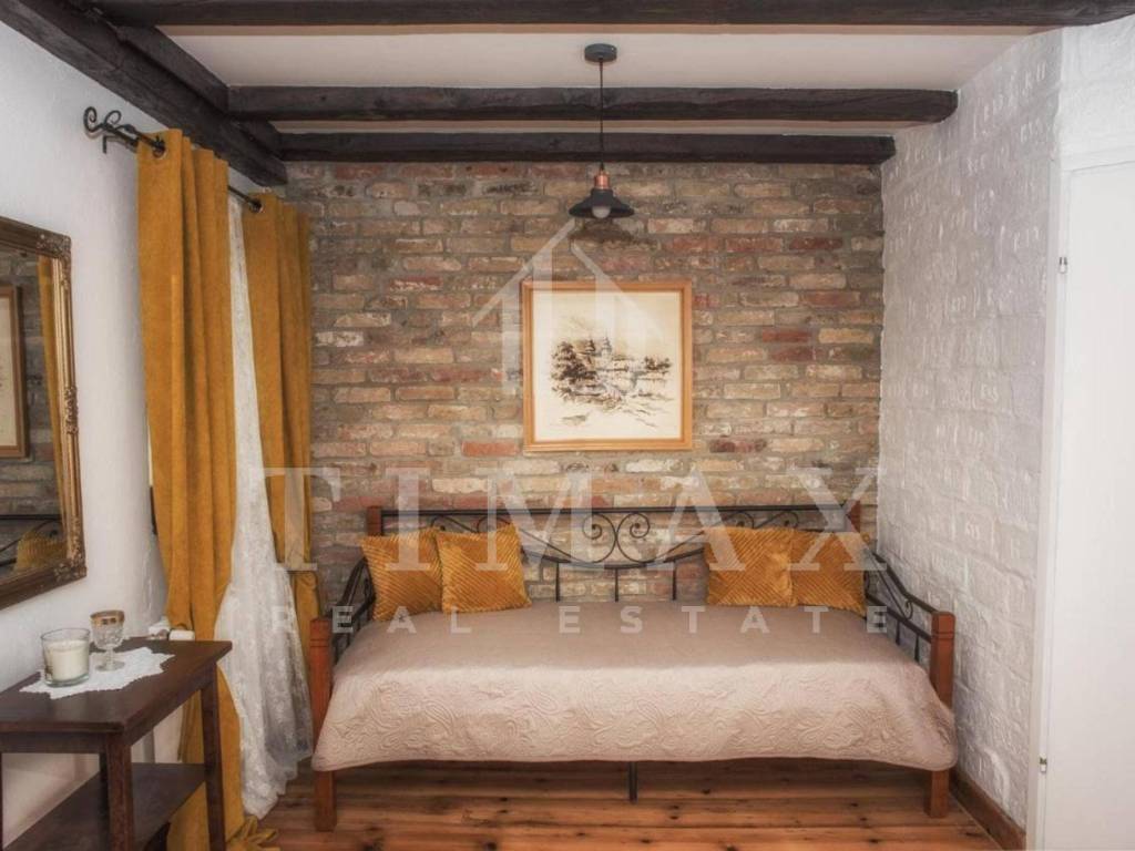 Stambeno poslovni objekt, Prodaja, Knezevi vinogradi, Karanac