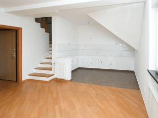 Stan viseetazni, Prodaja, Zagreb, Tresnjevka - sjever