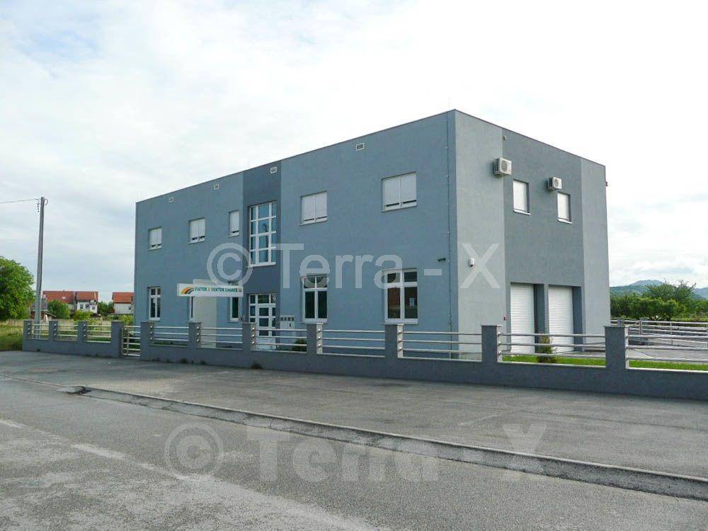 Hala, Zakup, Sveta Nedelja, Oresje