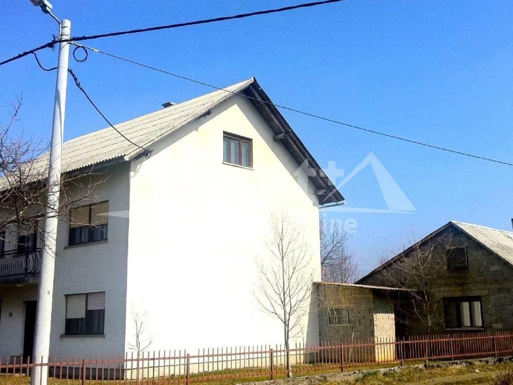 Obiteljska kuca, Prodaja, Plaski, Plaski