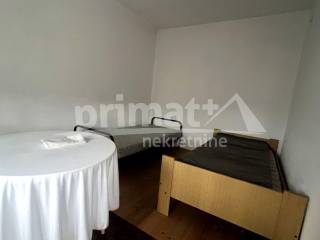 Obiteljska kuca, Prodaja, Plaski, Plaski