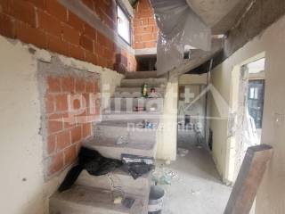 Obiteljska kuca, Prodaja, Plaski, Plaski