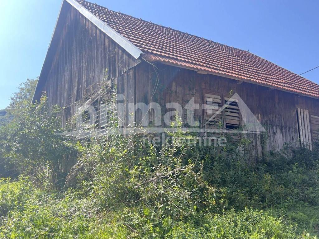 Drvena kuca, Prodaja, Plaski, Plaski