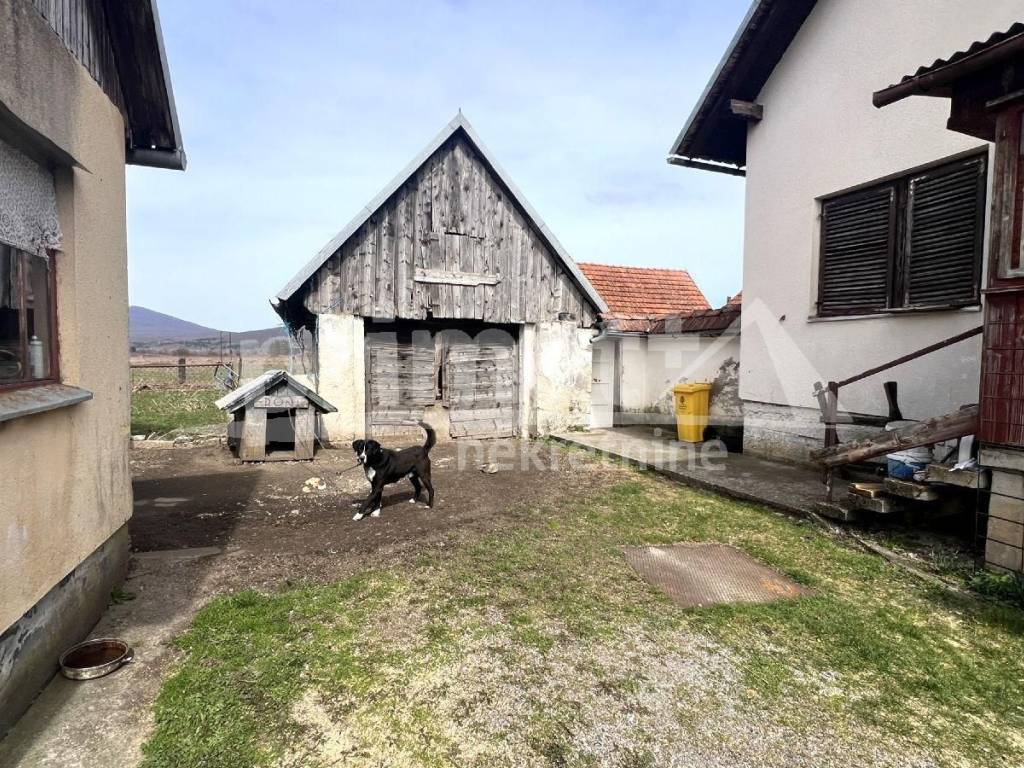 Kuca, Prodaja, Plaski, Plaski