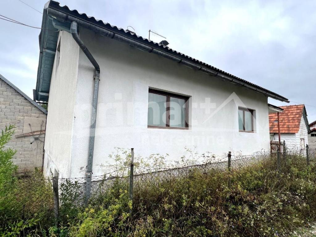 Kuca, Prodaja, Plaski, Plaski