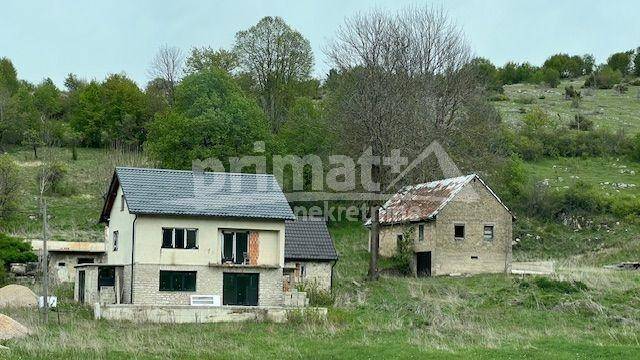 Kuca u izgradnji, Prodaja, Vrhovine, Vrhovine
