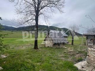 Kuca u izgradnji, Prodaja, Vrhovine, Vrhovine