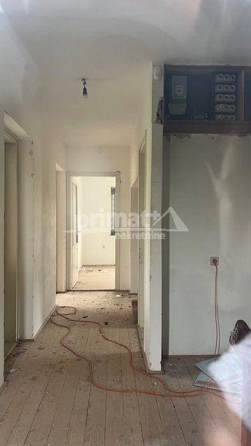 Kuca u izgradnji, Prodaja, Vrhovine, Vrhovine