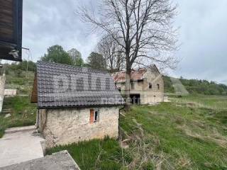 Kuca u izgradnji, Prodaja, Vrhovine, Vrhovine