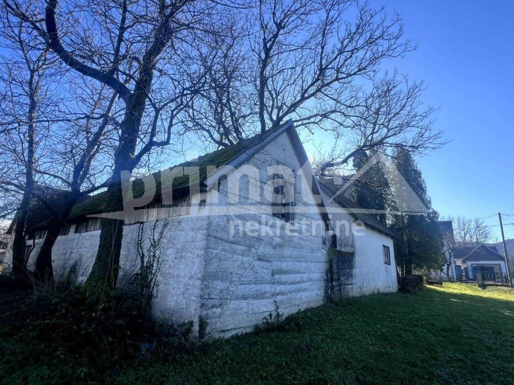 Kuca, Prodaja, Plaski, Lapat