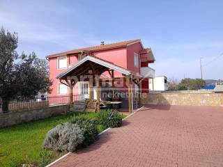 Apartman s okucnicom, Prodaja, Tisno, Tisno