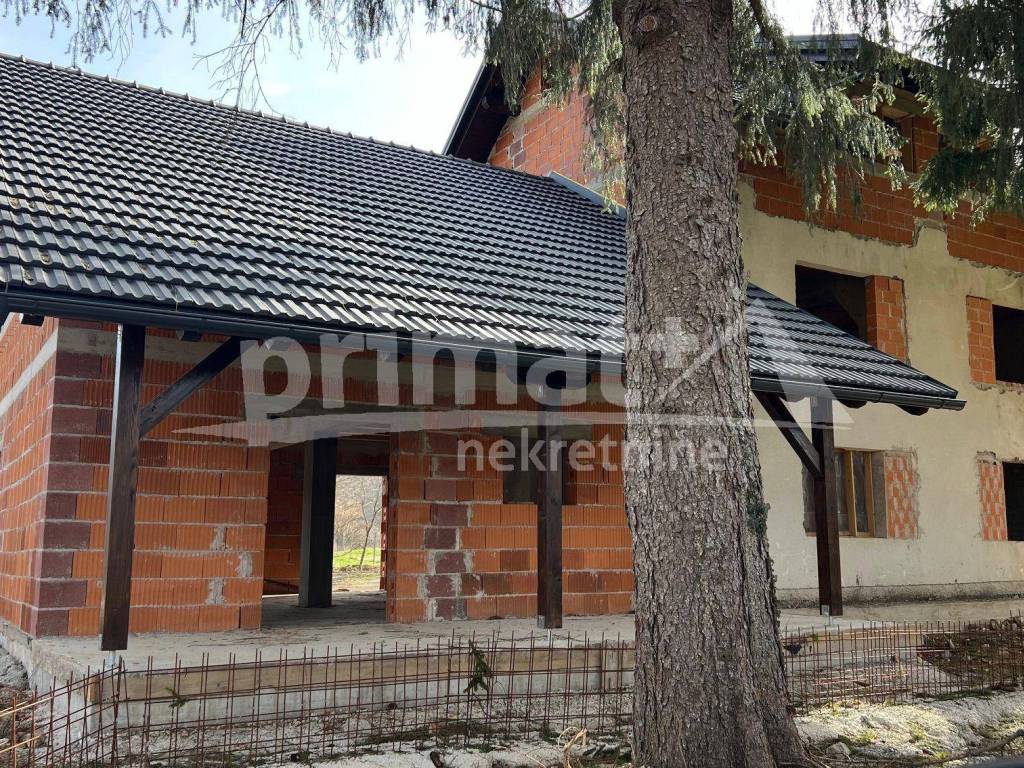 Kuca u izgradnji, Prodaja, Plaski, Janja Gora