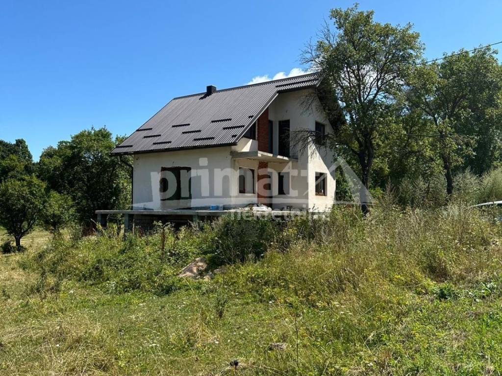 Kuca, Prodaja, Vrhovine, Vrhovine