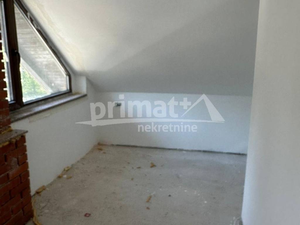 Kuca, Prodaja, Vrhovine, Vrhovine