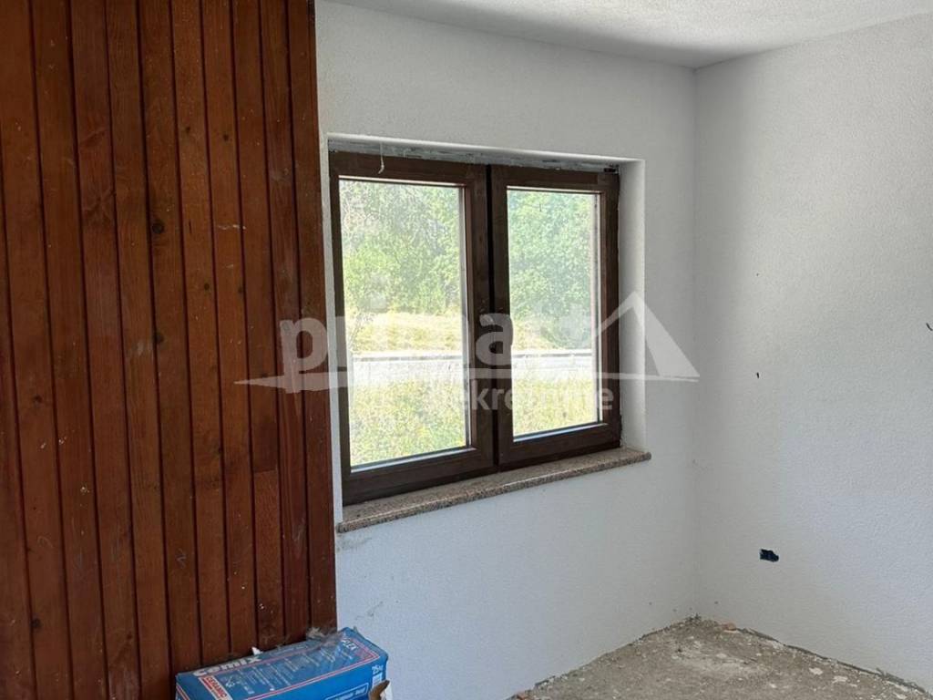 Kuca, Prodaja, Vrhovine, Vrhovine