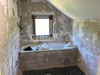 Kuca, Prodaja, Vrhovine, Vrhovine