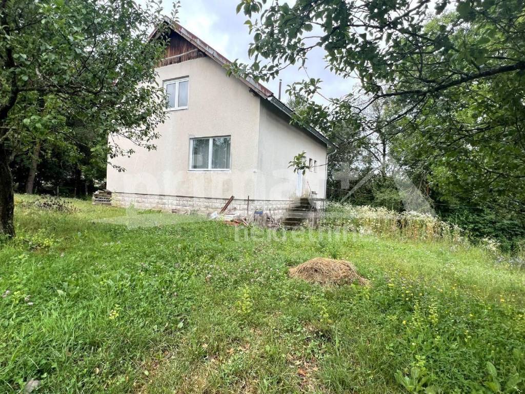 Kuca, Prodaja, Plaski, Plaski