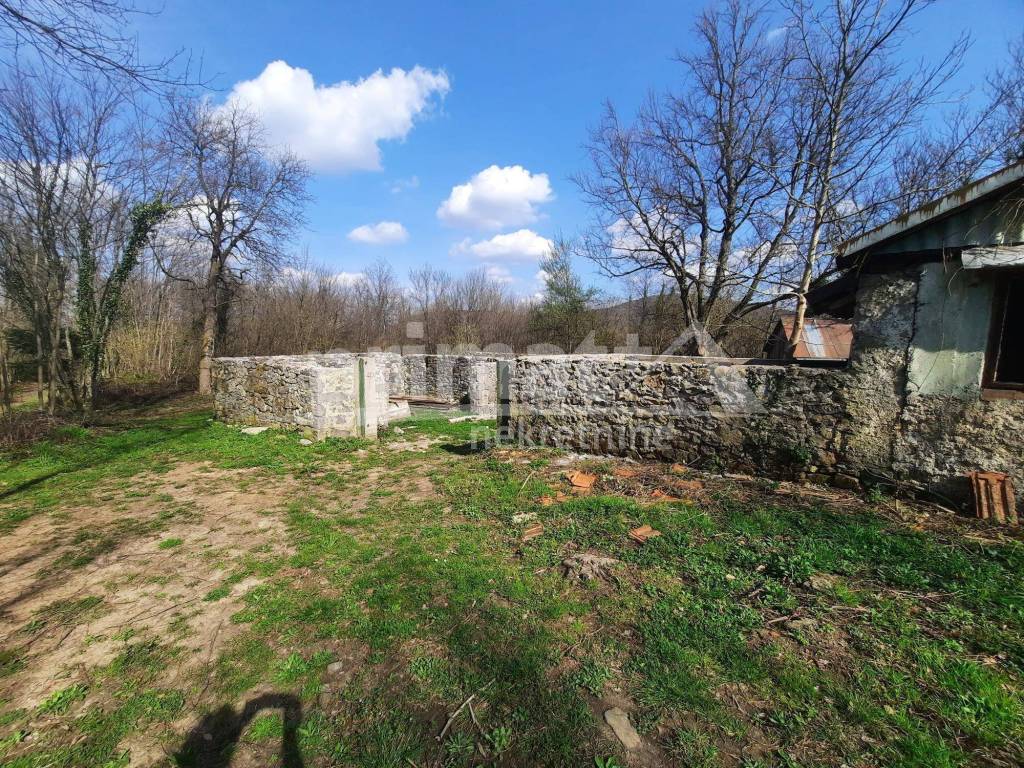 Rusevina, Prodaja, Ogulin, Desmerice