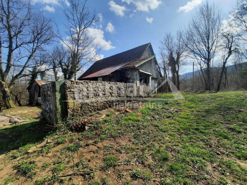 Rusevina, Prodaja, Ogulin, Desmerice