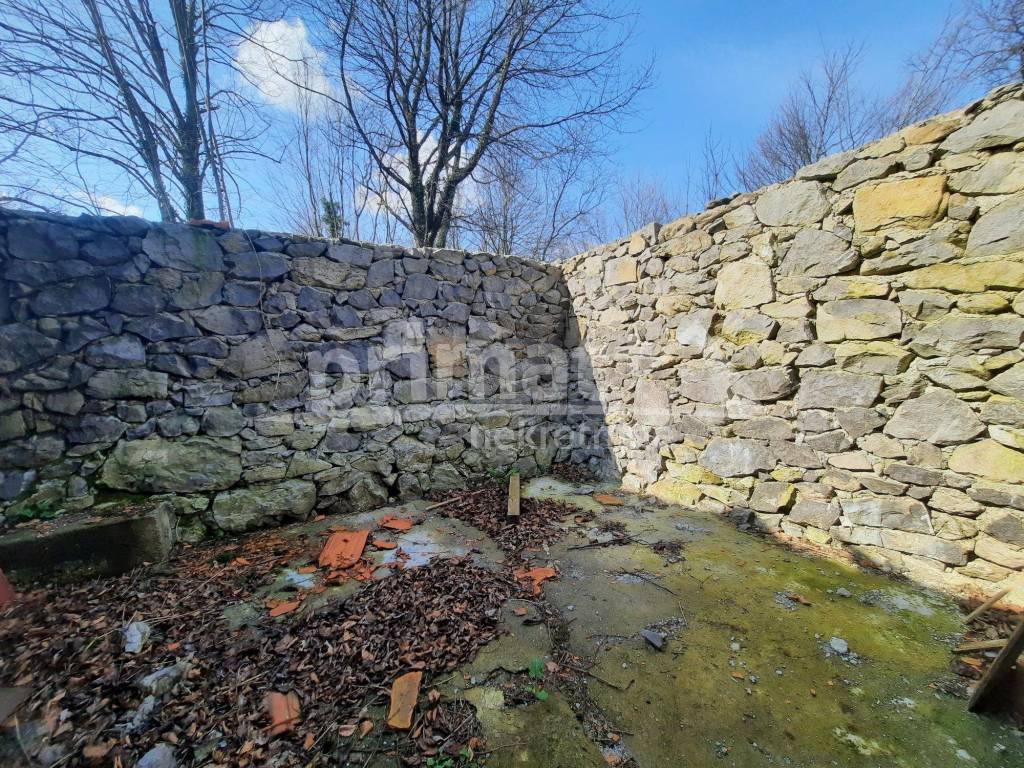 Rusevina, Prodaja, Ogulin, Desmerice