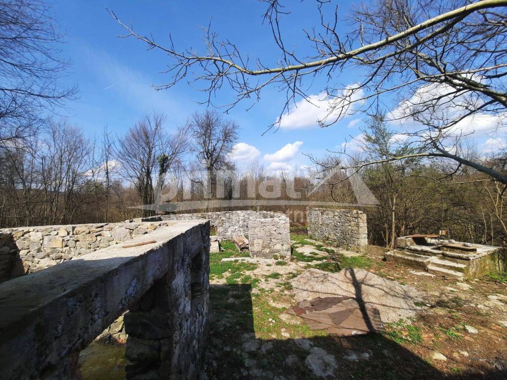 Rusevina, Prodaja, Ogulin, Desmerice