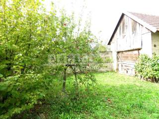 Drvena kuca, Prodaja, Josipdol, Skradnik