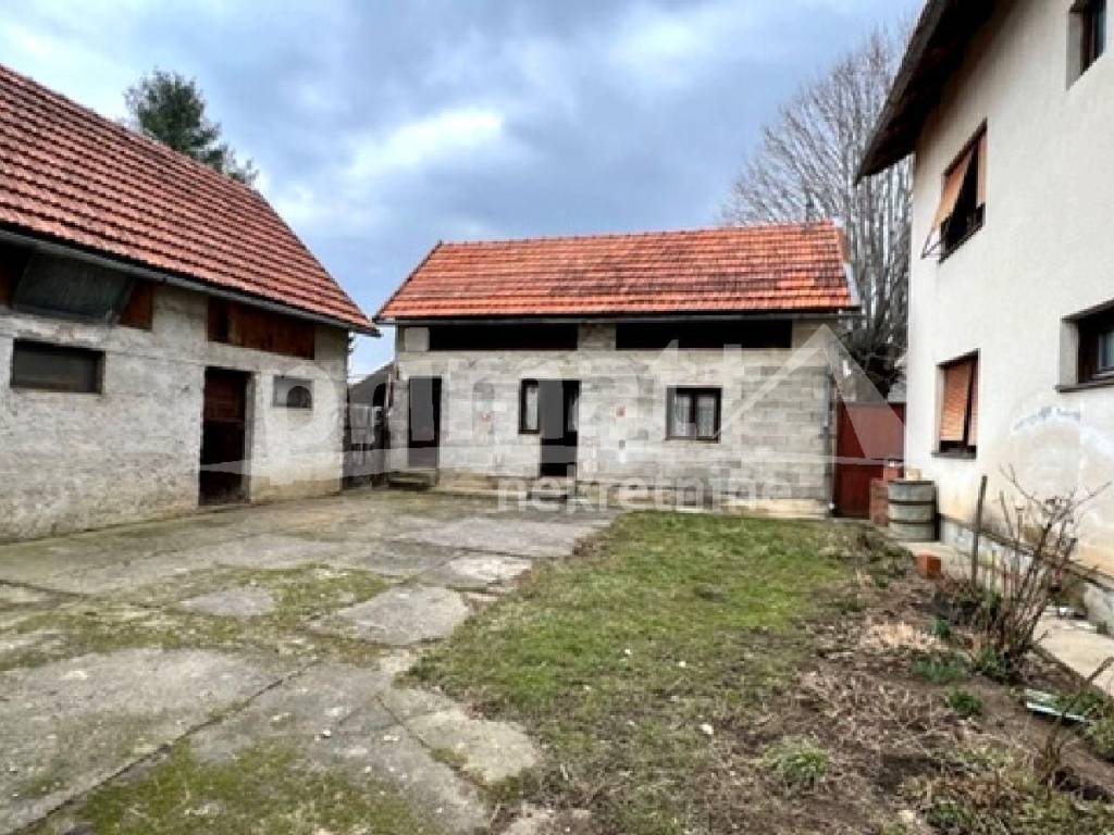 Kuca, Prodaja, Plaski, Plaski