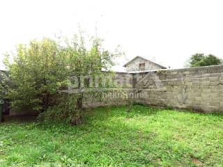 Drvena kuca, Prodaja, Josipdol, Skradnik