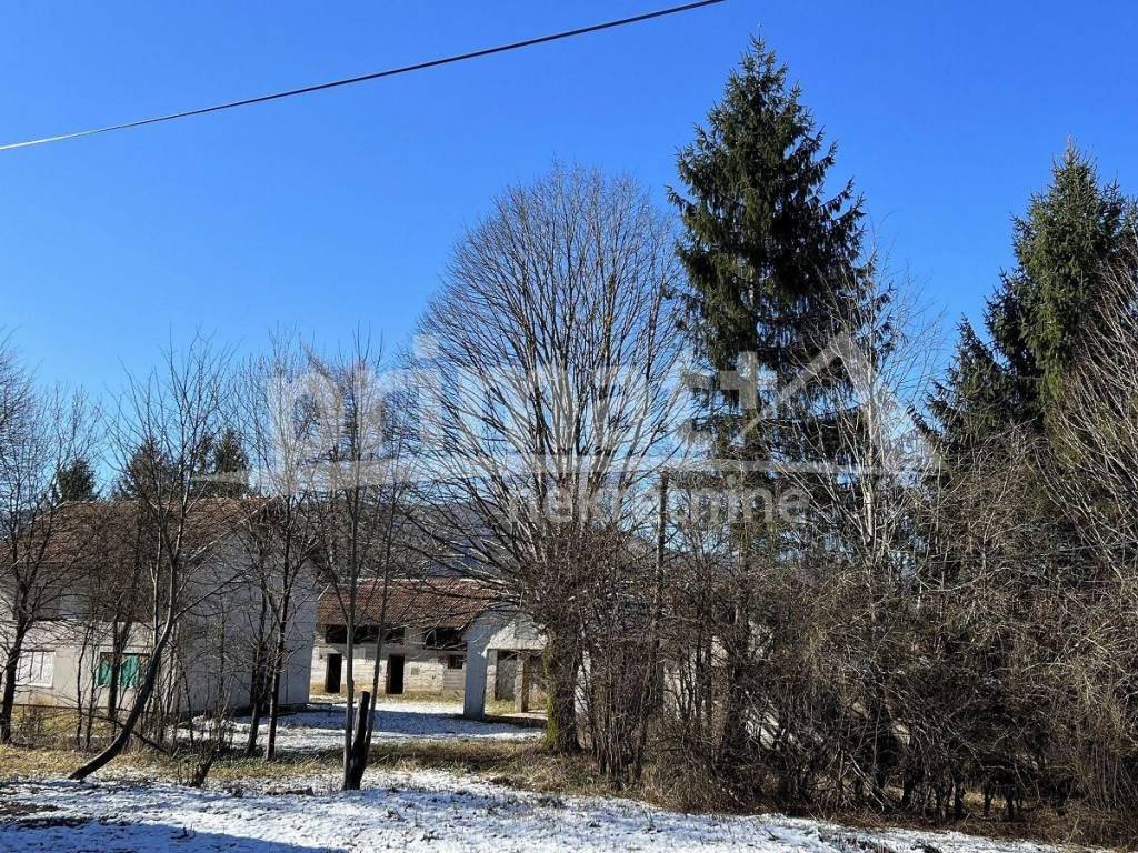 Obiteljska kuca, Prodaja, Plaski, Jezero I Dio