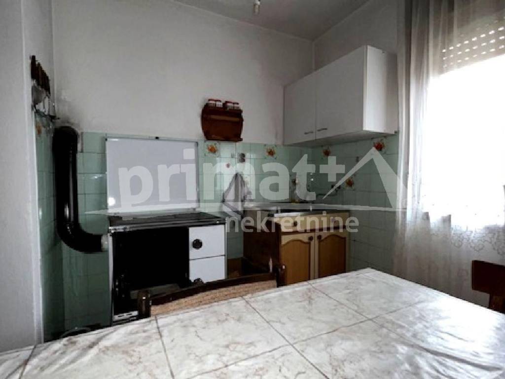 Kuca, Prodaja, Plaski, Plaski