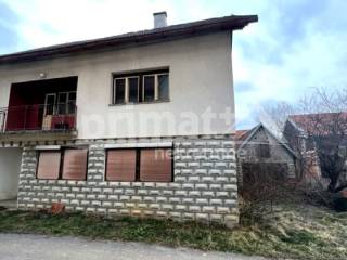 Obiteljska kuca, Prodaja, Plaski, Plaski