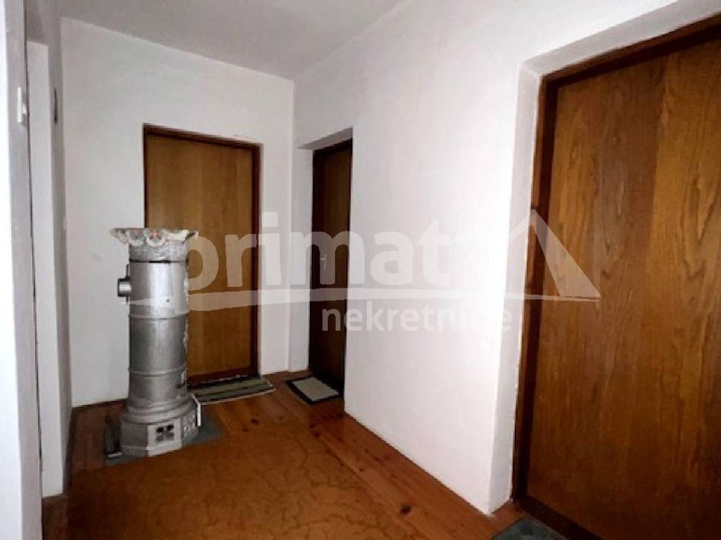 Kuca, Prodaja, Plaski, Plaski