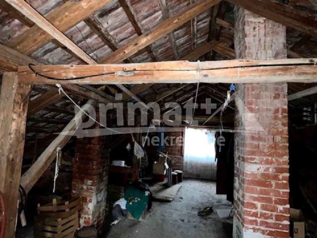 Kuca, Prodaja, Plaski, Plaski