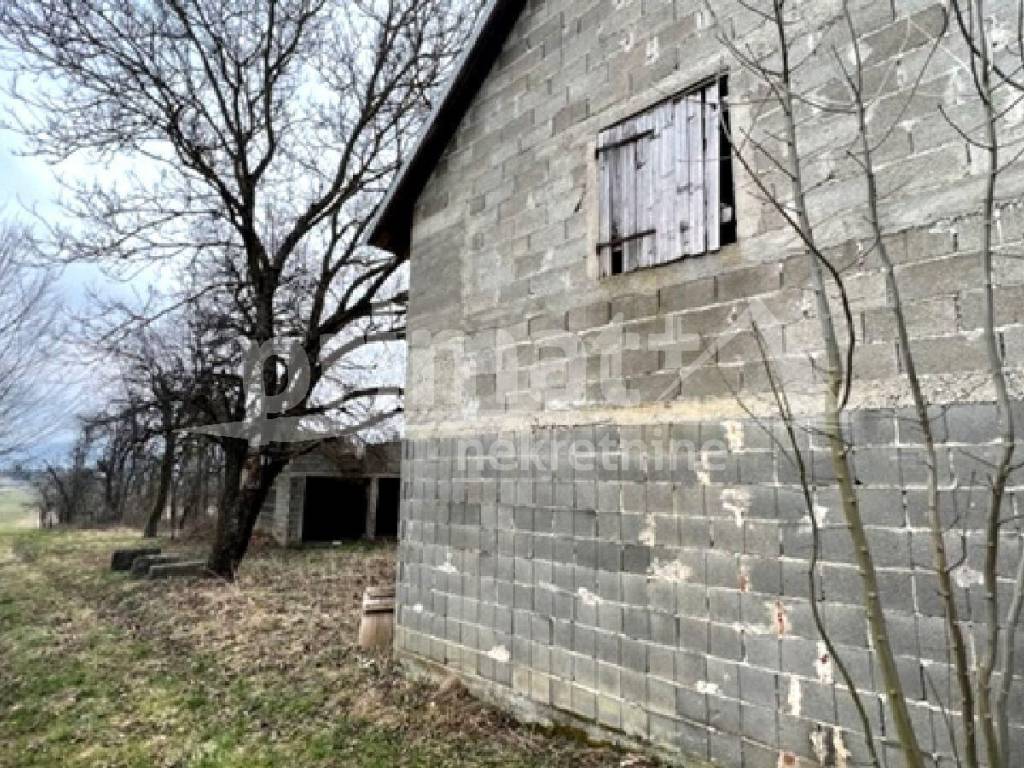 Obiteljska kuca, Prodaja, Plaski, Plaski