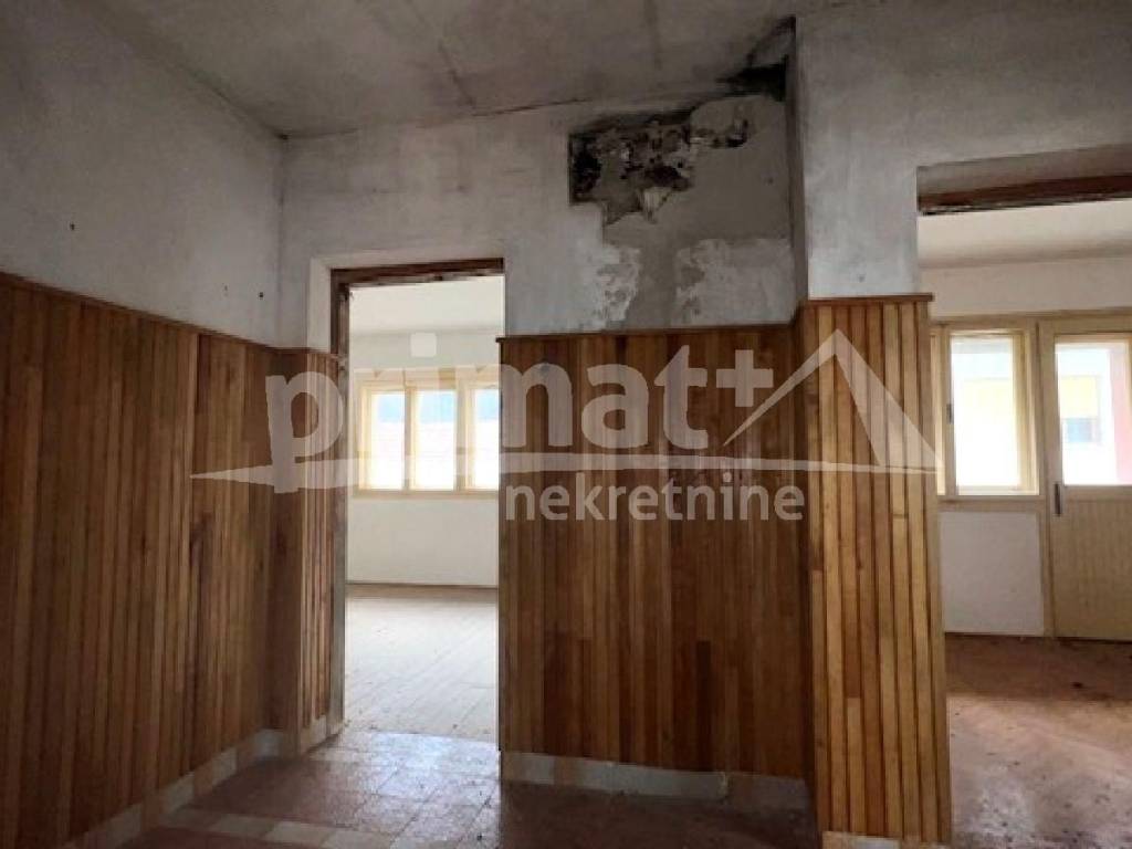 Obiteljska kuca, Prodaja, Plaski, Plaski