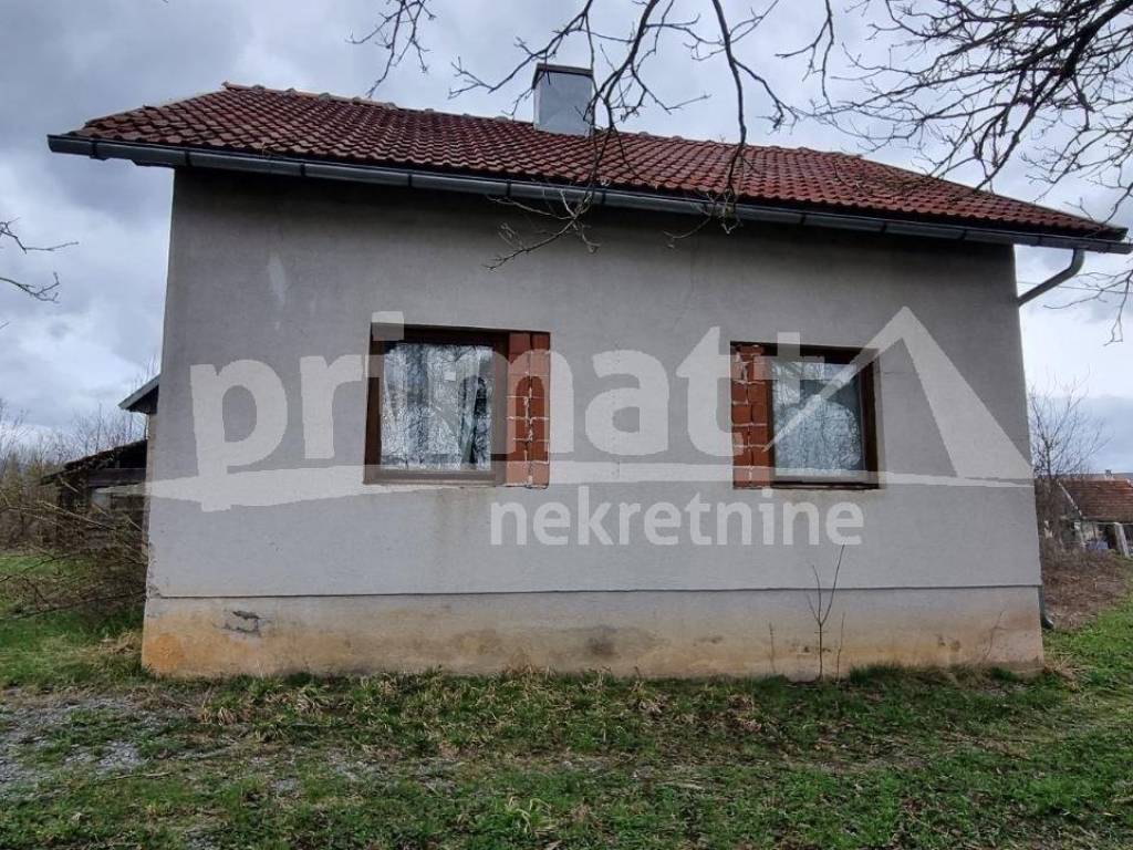 Kuca prizemnica, Prodaja, Plaski, Plaski