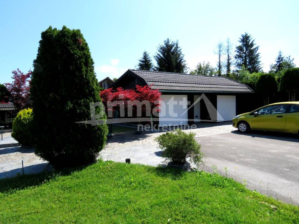 Garaza, Prodaja, Bosiljevo, Bosiljevo