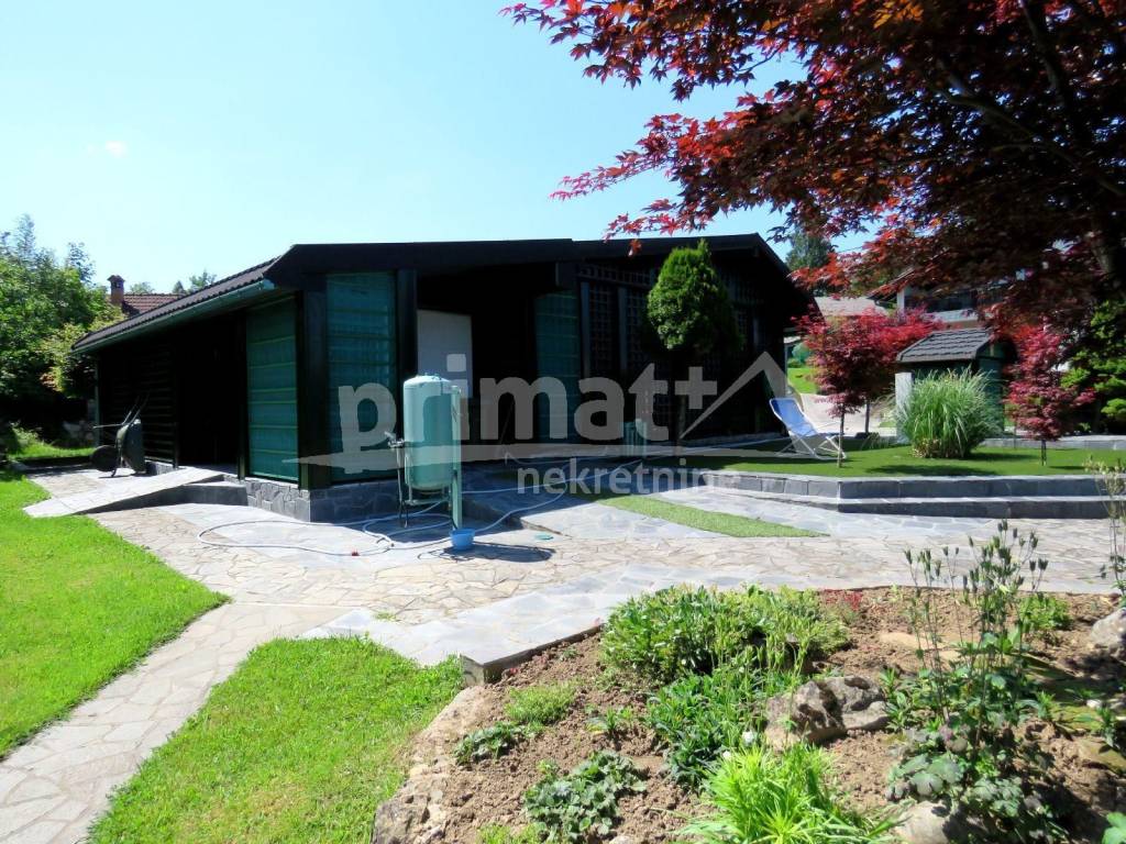 Garaza, Prodaja, Bosiljevo, Bosiljevo