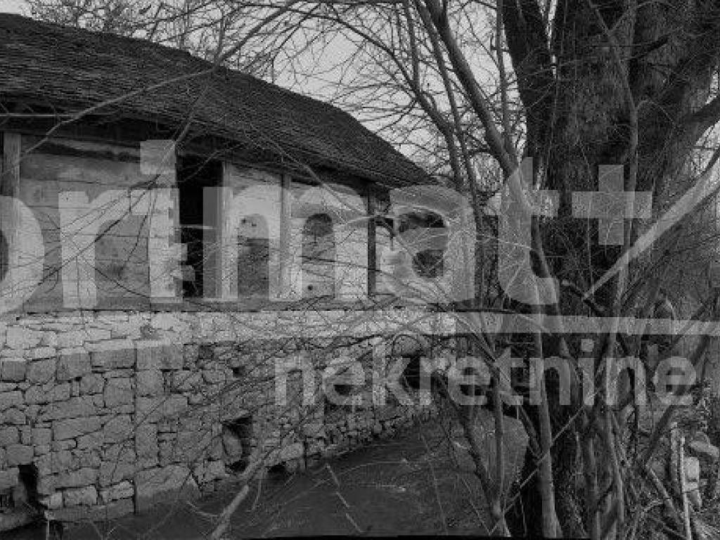 Uz vodu, Prodaja, Slunj, Slunj