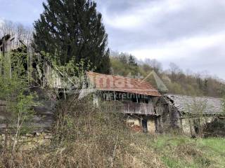 Uz vodu, Prodaja, Slunj, Slunj