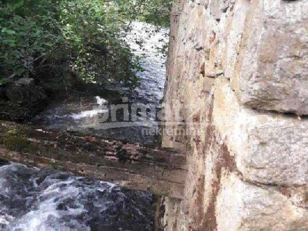 Uz vodu, Prodaja, Slunj, Slunj