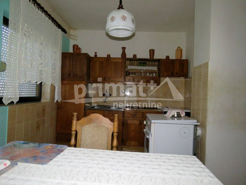 Kuca, Prodaja, Plaski, Plaski