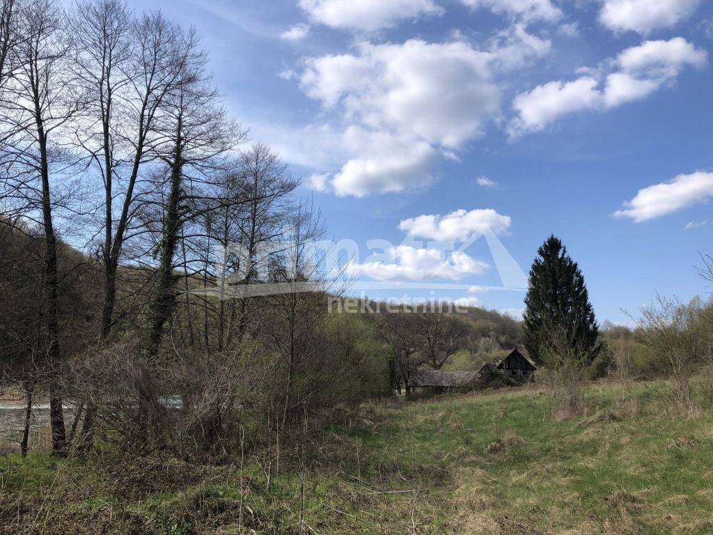 Uz vodu, Prodaja, Slunj, Slunj