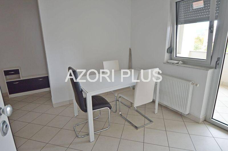 Stan u zgradi, Prodaja, Zagreb, Stenjevec