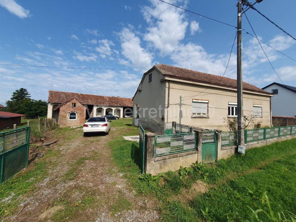 Kuca prizemnica, Prodaja, Kapela, Starcevljani