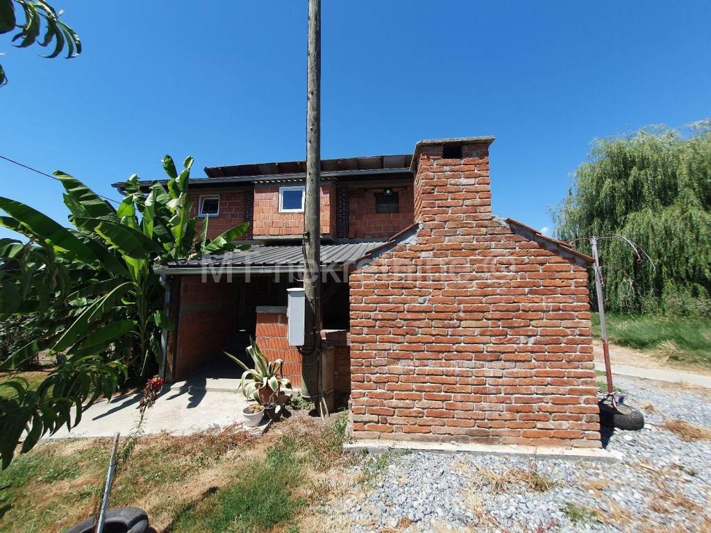 Prizemnica s potkrovljem, Prodaja, Ivanska, Srijedska