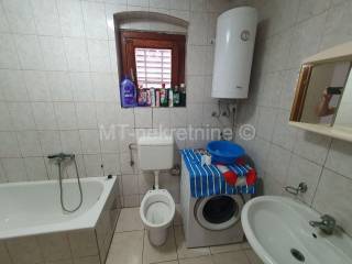 Kuca prizemnica, Prodaja, Kapela, Starcevljani