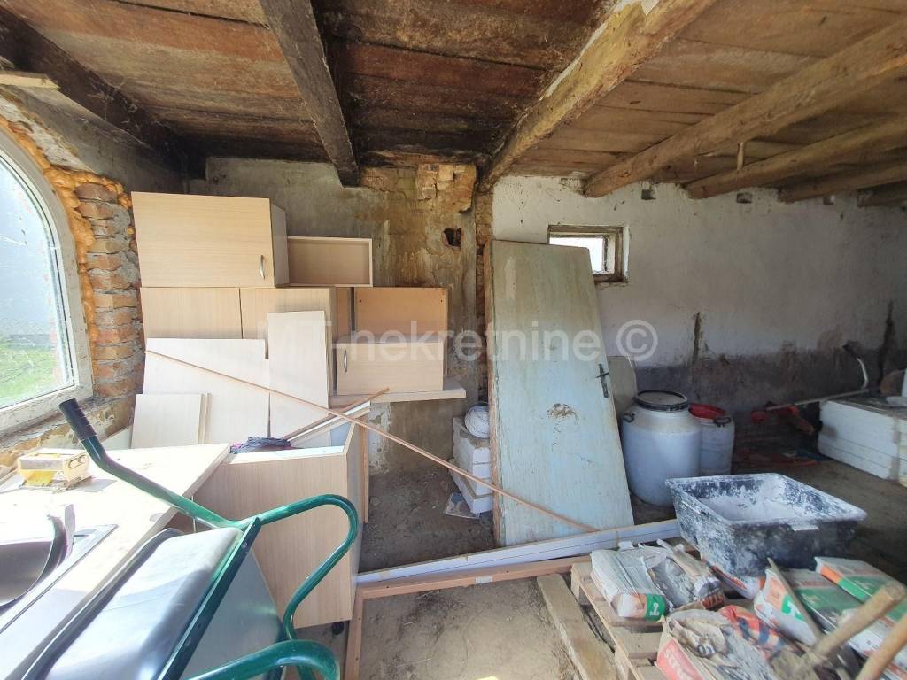 Kuca prizemnica, Prodaja, Kapela, Starcevljani