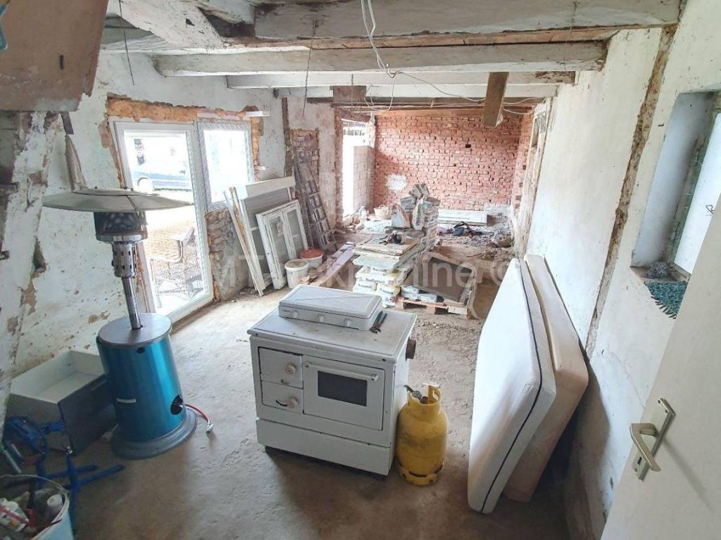 Kuca prizemnica, Prodaja, Kapela, Starcevljani